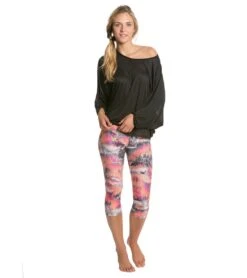 Yak & Yeti Cotton Flow Long Sleeve Top Black -Yoga Alliance 1741135642659 black 4a