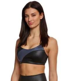 Beyond Yoga Gloss Over Waves Yoga Sports Bra Black-Rocky Gloss