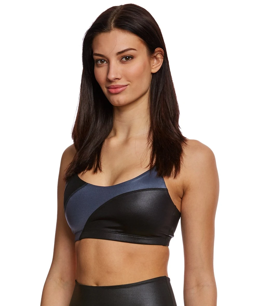 Beyond Yoga Gloss Over Waves Yoga Sports Bra Black-Rocky Gloss 3 Beyond Yoga Gloss Over Waves Yoga Sports Bra Black-Rocky Gloss
