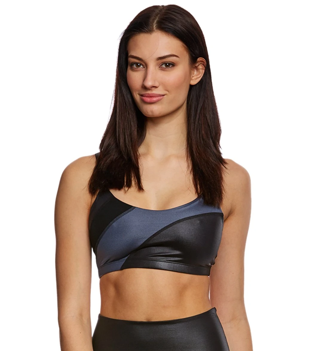 Beyond Yoga Gloss Over Waves Yoga Sports Bra Black-Rocky Gloss 6 Beyond Yoga Gloss Over Waves Yoga Sports Bra Black-Rocky Gloss - Image 4