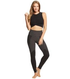 Beyond Yoga Crossroads Bralette -Yoga Alliance 1741770031139 darkestnight 4a