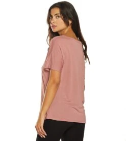 Bella + Canvas Slouchy V-Neck Tee 24 Bella + Canvas Slouchy V-Neck Tee -Yoga Alliance 1741850738723 mauve 3a