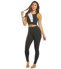 DYI Dynamic Yoga Sports Bra 11 DYI Dynamic Yoga Sports Bra -Yoga Alliance 1871502770211 blackandwhitegranite 4a