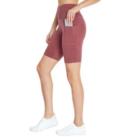 Marika Belle Bermuda Yoga Shorts Crushed Berry
