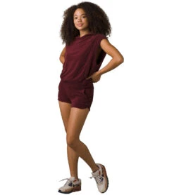 PrAna Mestia Yoga Shorts -Yoga Alliance 4519934001195 maroon 3a