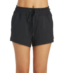 Marika Relax Short Black -Yoga Alliance 6782672306219 black 6a 1