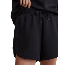 Varley Keely High Rise Short 4 -Yoga Alliance 7096493670443 black 5a