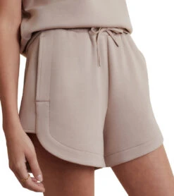 Varley Keely High Rise Short 4 -Yoga Alliance 7096493801515 lighttaupe 2a